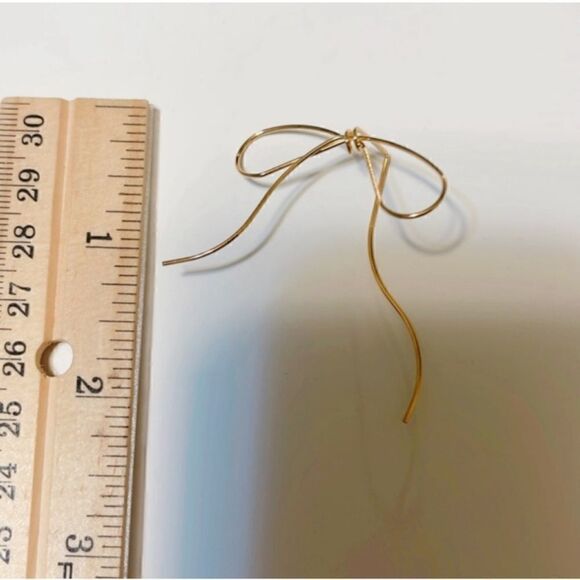 Gold  bow  earrings  #138 - Picture 3 of 4